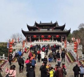 宣汉湖北旅游攻略(七月湖北旅游攻略)
