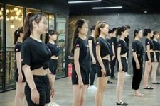 宣汉兼职模特进修班(学生怎么兼职模特)