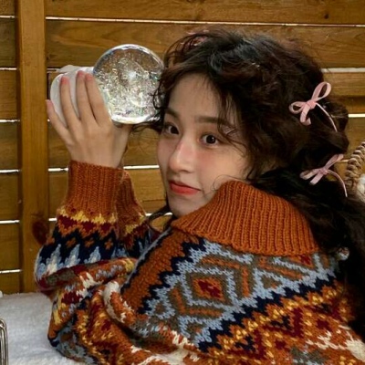 宣汉伴游女生郑晓涵的资料