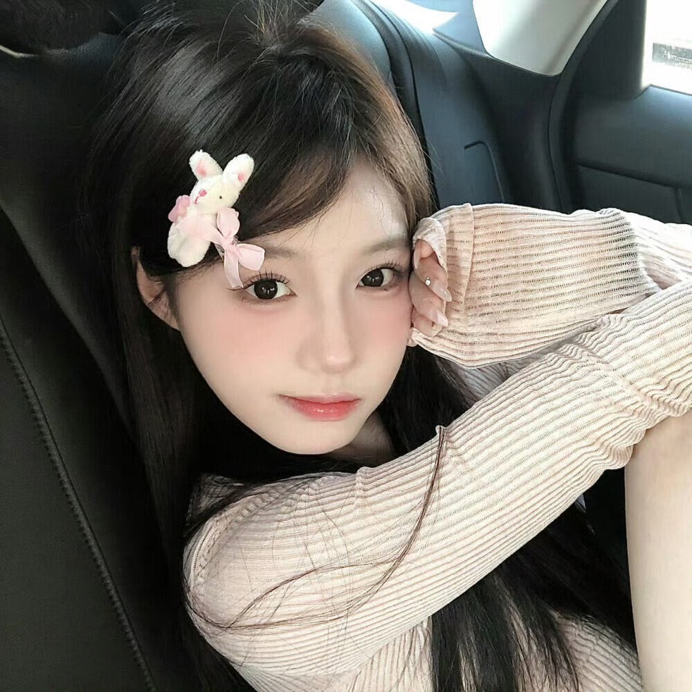 宣汉伴游女生沈欣白的资料