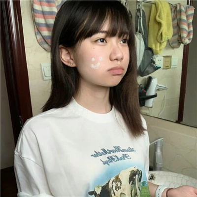 宣汉伴游女生邝易云